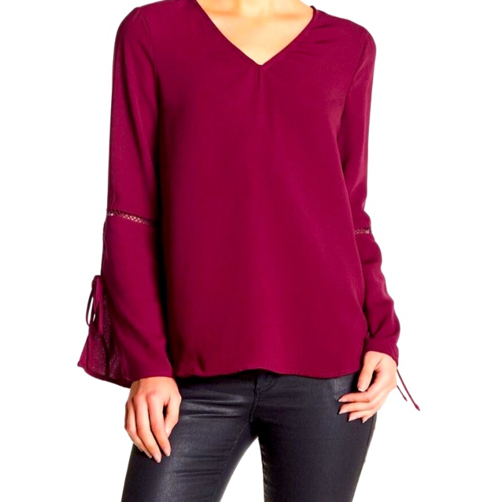 3/$50 Ro & De Boho Sleeve Blouse in Wine